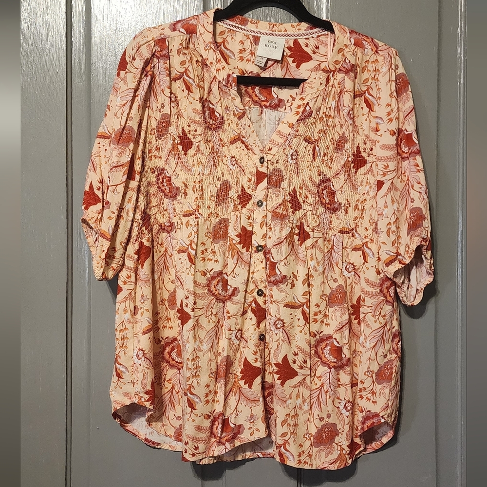 Knox Rose Floral Blouse - Cream‎ and Red, Medium EUC